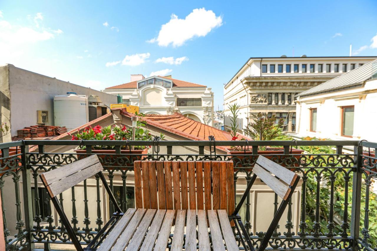 No 8 Galata Апартаменти